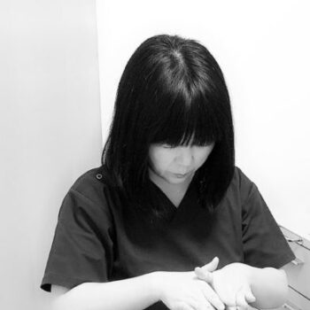 顔ドック創業者・林幸千代は、日本で唯一、本場韓国骨氣本院にて正式履修を行った日本人コルギ施術であり日本コルギのパイオニアです。